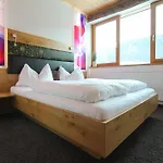 Апартаменты Appartements Waluliso By Schladming-Appartements